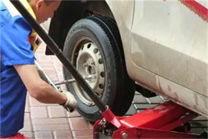 博尔塔拉附近拖车24小时服务热线电话